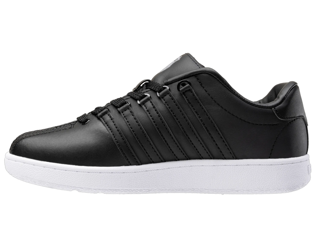 BLACK / WHITE