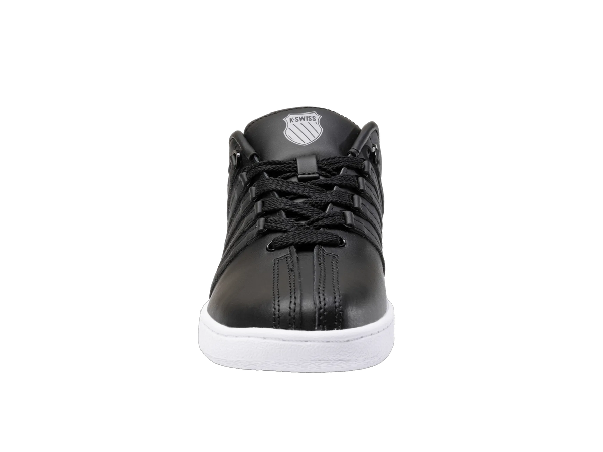 BLACK / WHITE